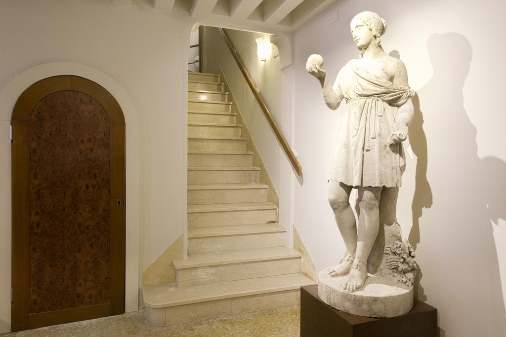 Joseph Apartments Венеция Екстериор снимка