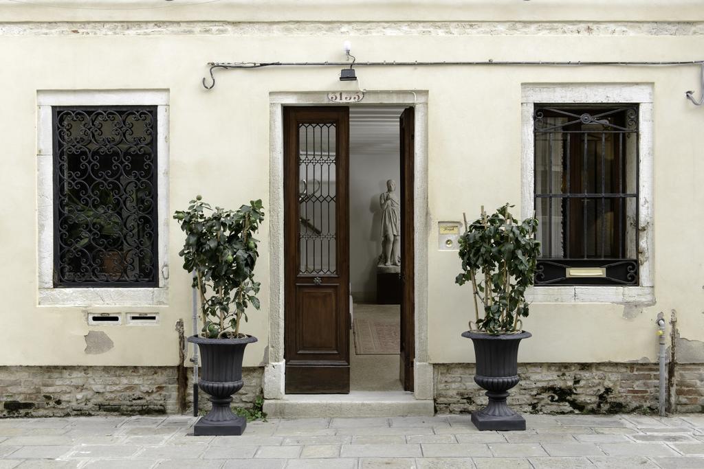 Joseph Apartments Венеция Екстериор снимка